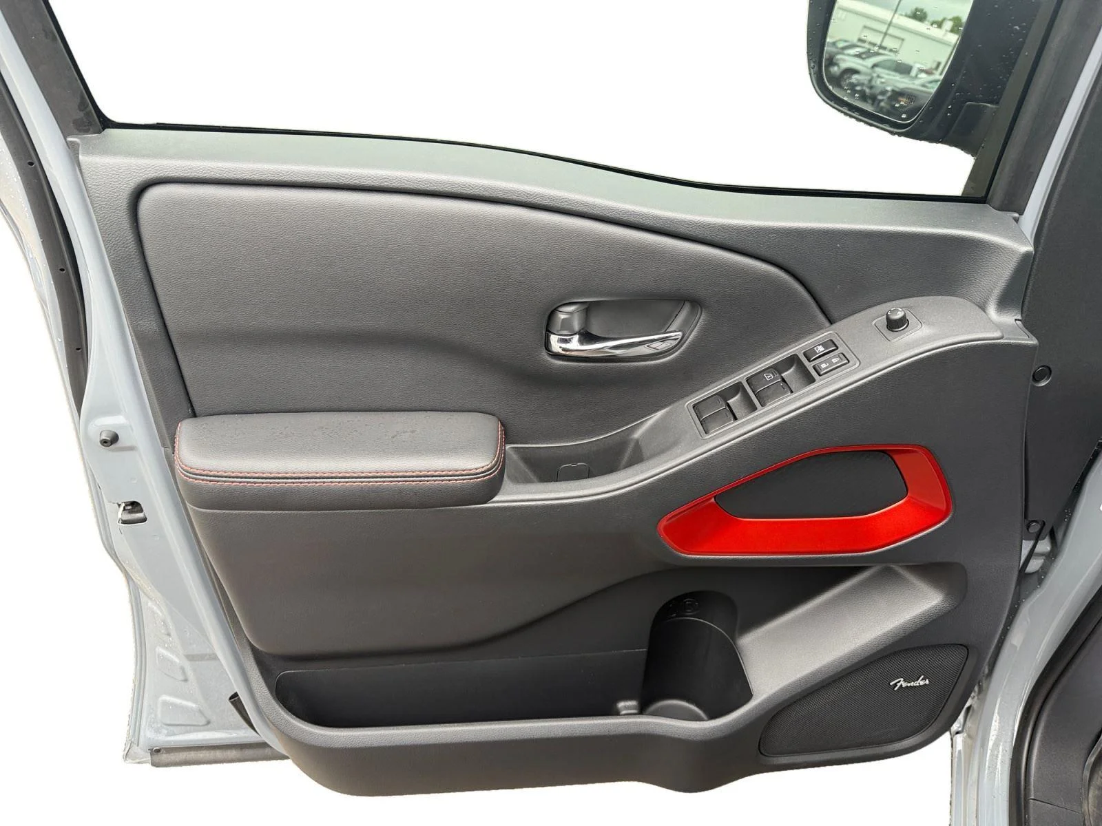 Used 2025 Boulder Gray Pearl Nissan PRO-4X image 9