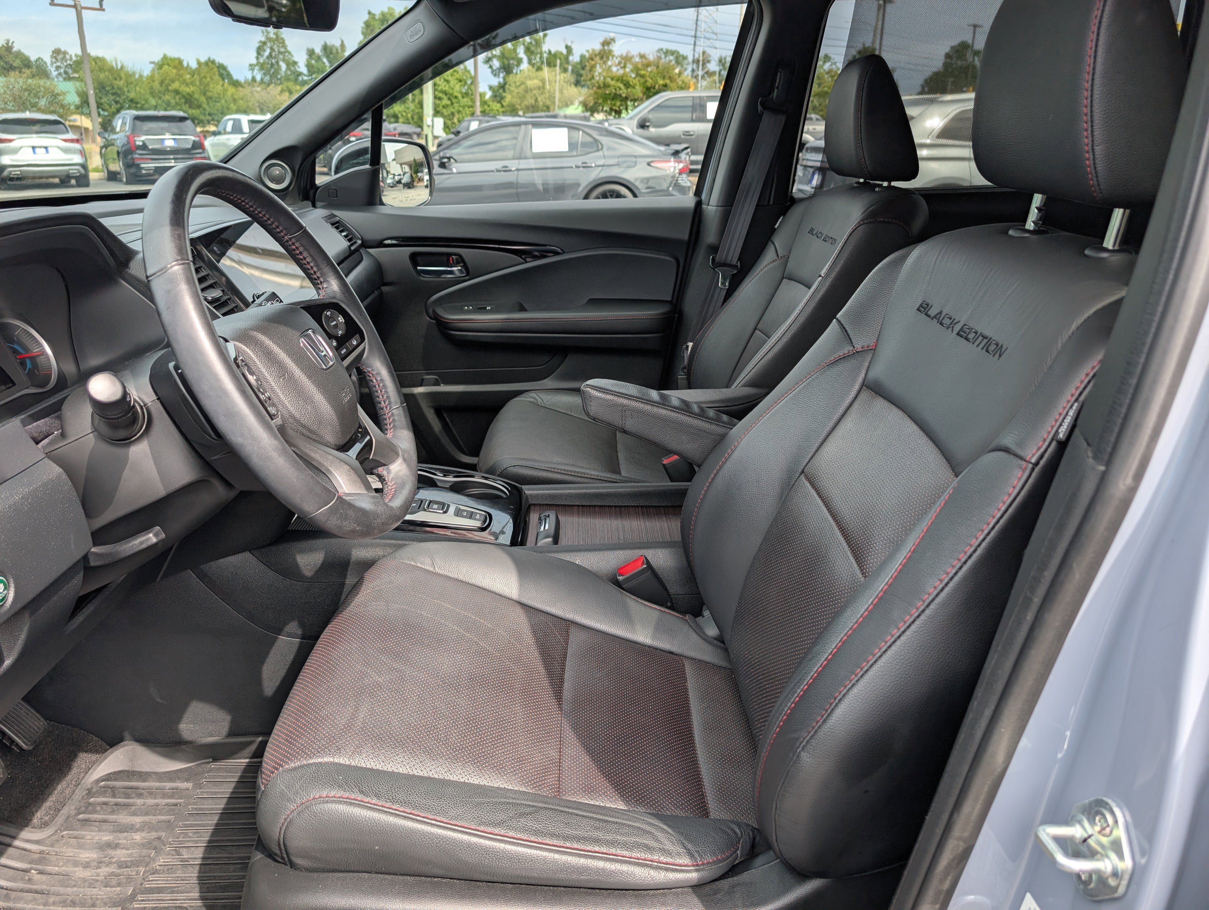 2022 Honda Pilot Black Edition - Photo 35
