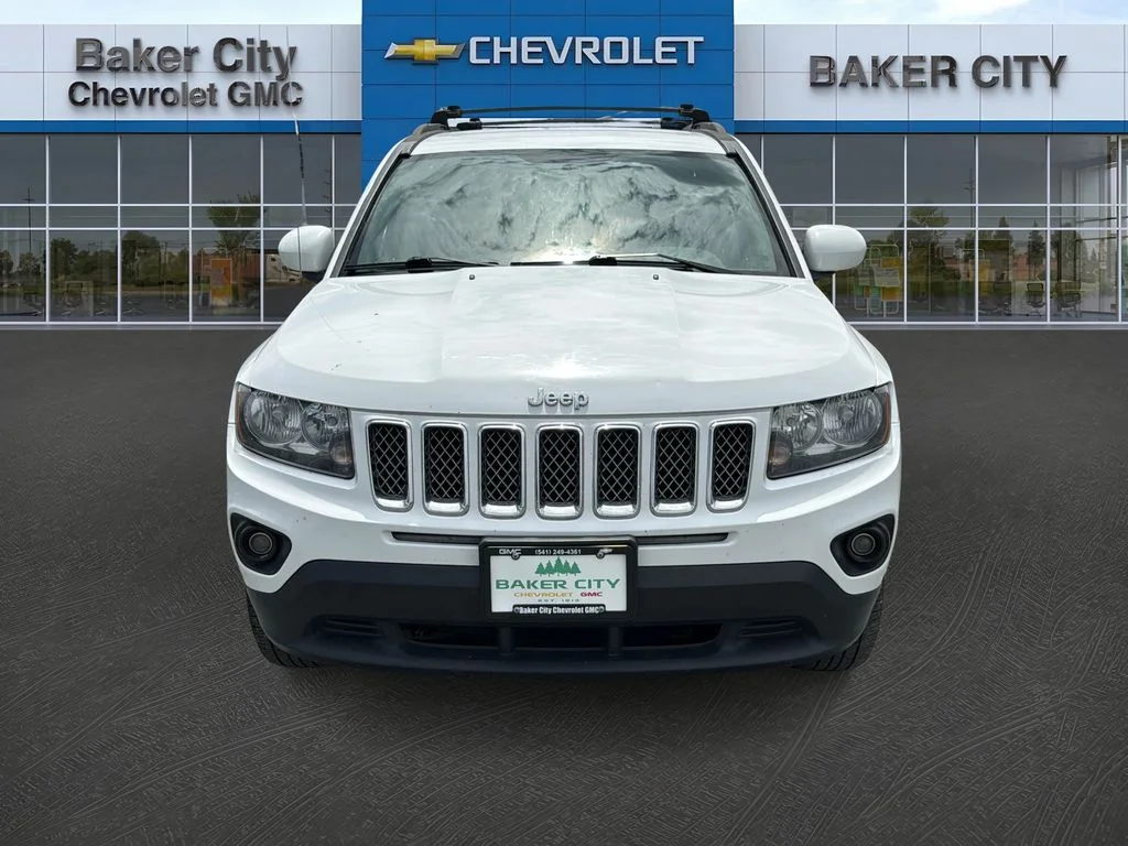 Used 2016 Jeep Compass Latitude with VIN 1C4NJDEB1GD759361 for sale in Baker City, OR