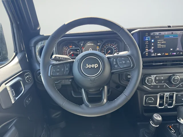 New 2026 Black Clear-Coat Exterior Paint Jeep 85th Anniversary Edition image 14