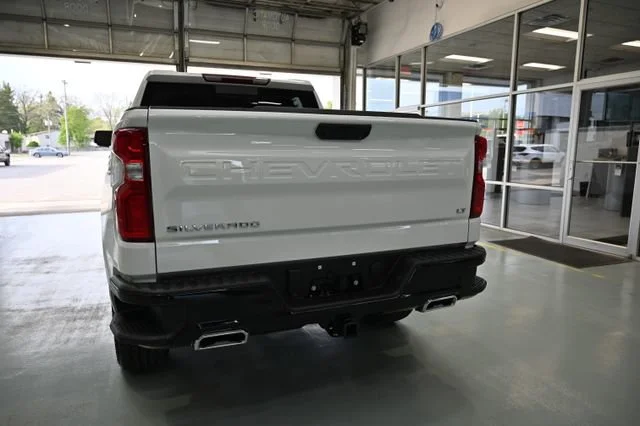 2026 Chevrolet Silverado 1500 LT Trail Boss - Photo 6