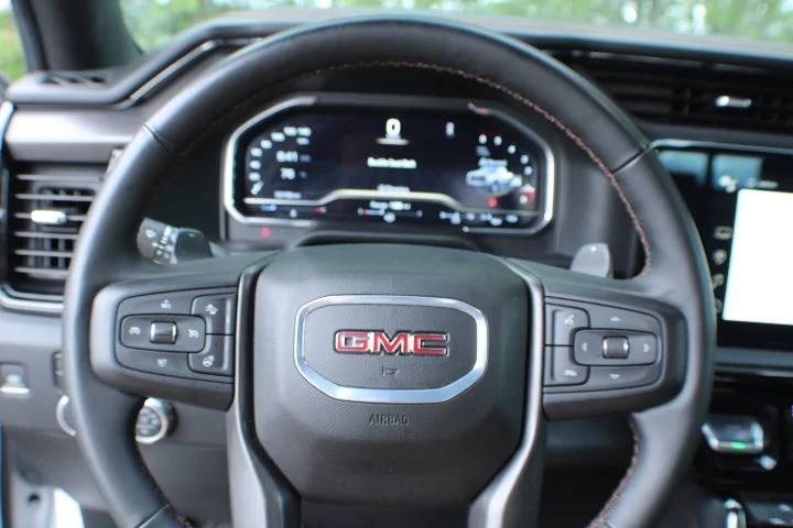Certified Used 2024 Summit White GMC AT4 image 10