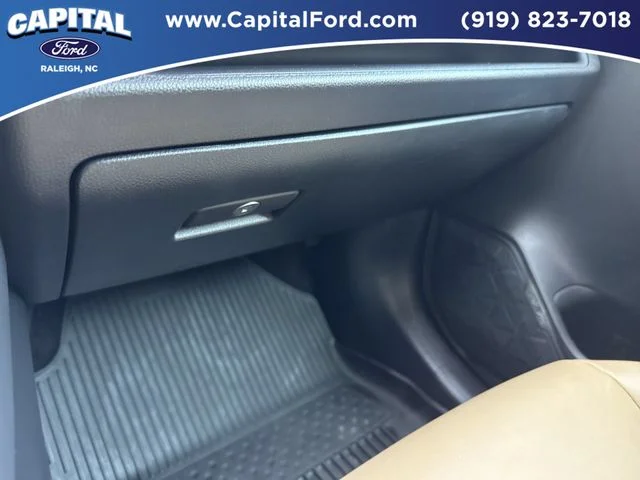 Used 2025 Red Toyota XLE Premium image 28