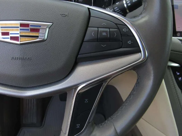 Used 2021 Garnet Cadillac Premium Luxury image 28