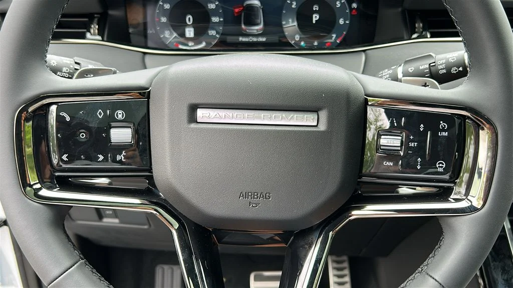 New 2026 White Land Rover Hoxton Edition image 14