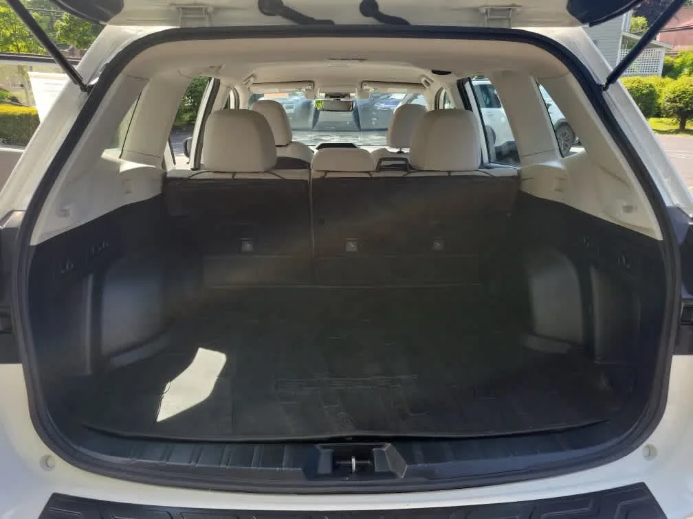 Used 2021 Crystal White Pearl Subaru  image 25