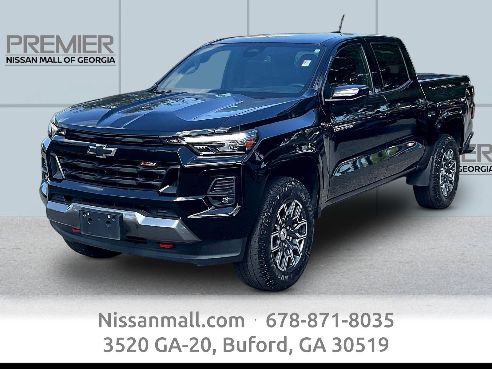 Used 2023 Black Chevrolet Z71 image 1