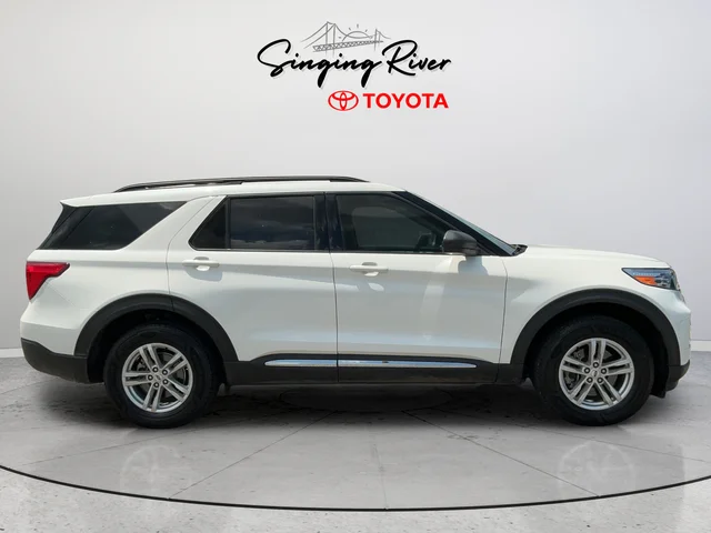 Used 2022 White Ford XLT image 8