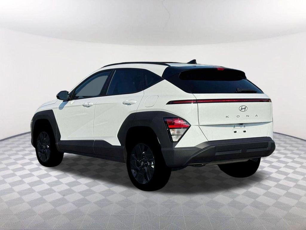 New 2026 White Hyundai SEL Sport FWD image 5