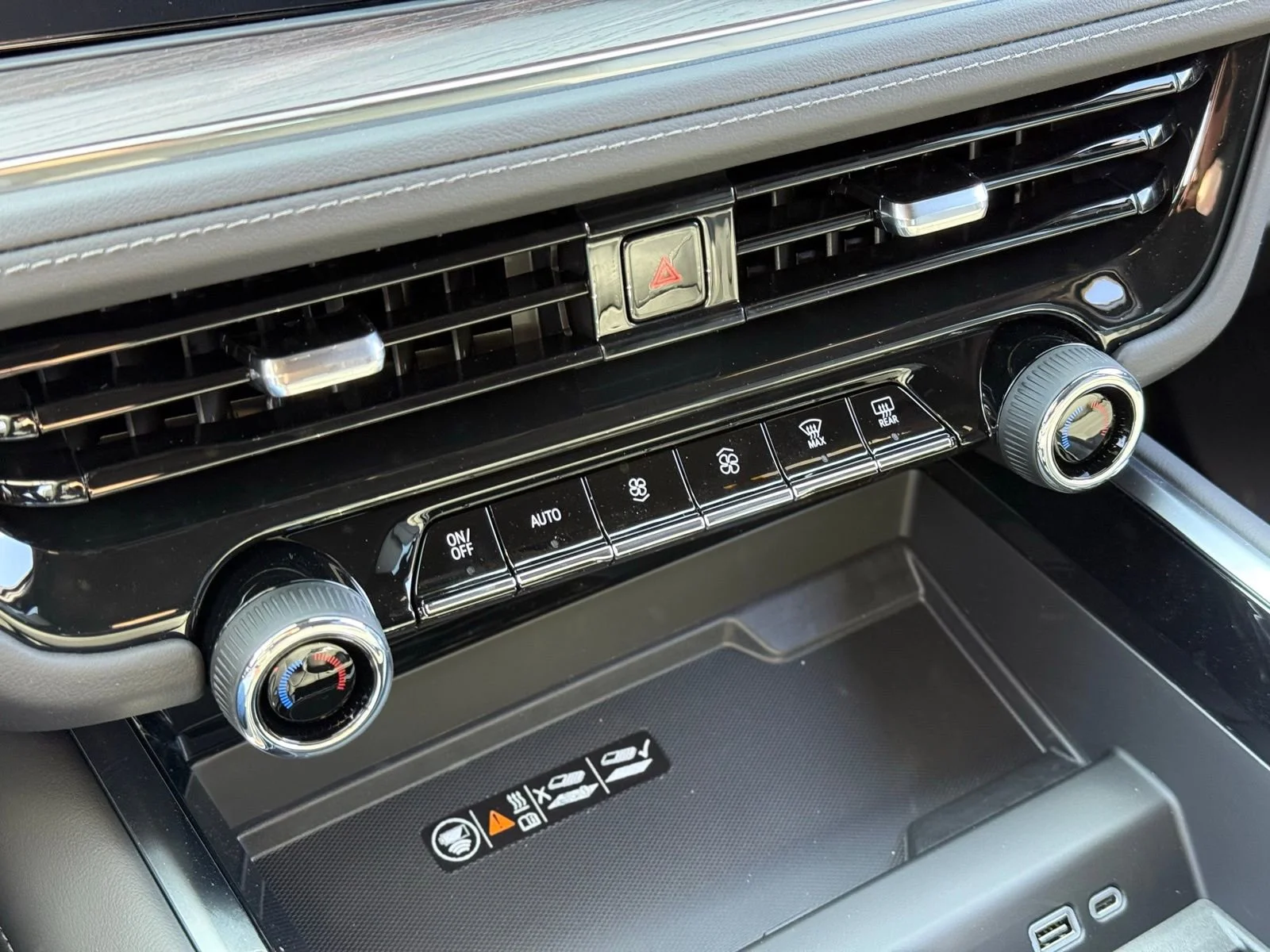 2026 Chevrolet Tahoe LT - Photo 25
