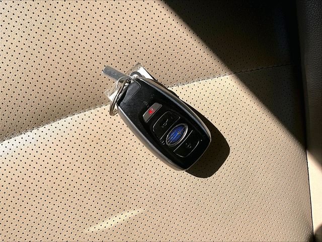Used 2017 Black Subaru 2.5i image 11