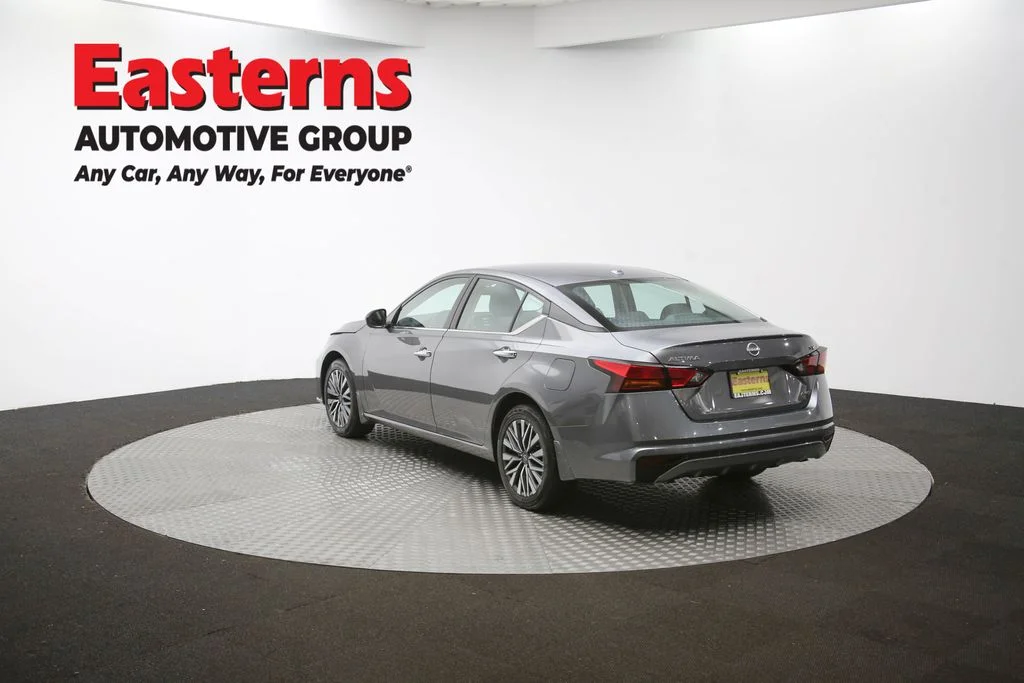 Used 2024 Gray Nissan 2.5 SV image 63