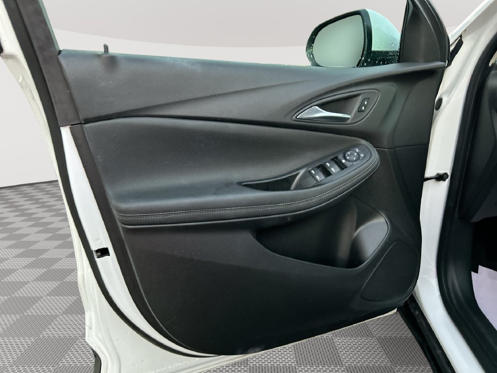 Used 2024 White Buick Preferred image 25