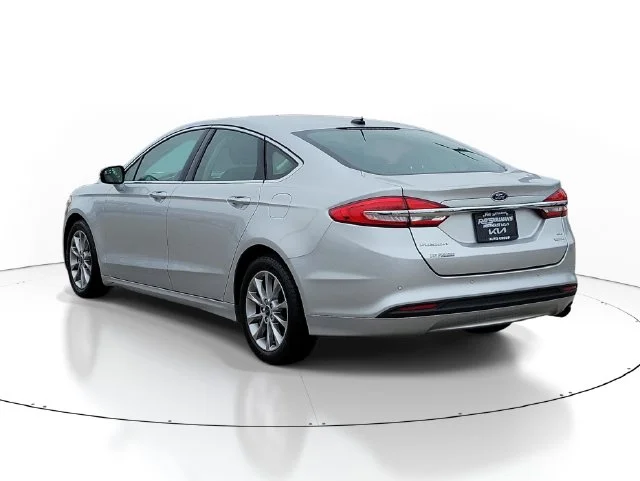 Used 2017 Silver Ford SE image 4