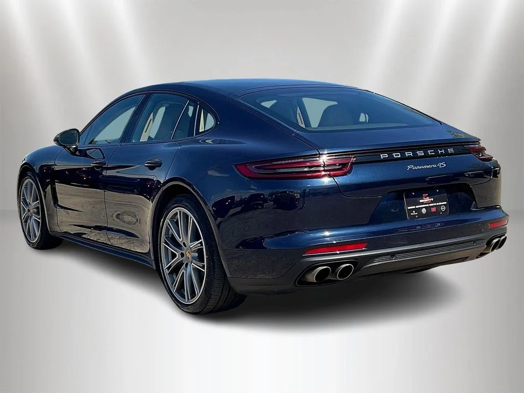 Used 2020  Porsche 4S image 4