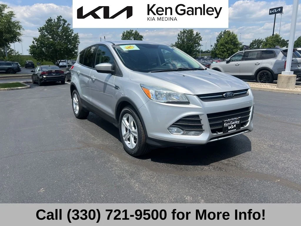 Used 2016 Silver Ford SE image 5