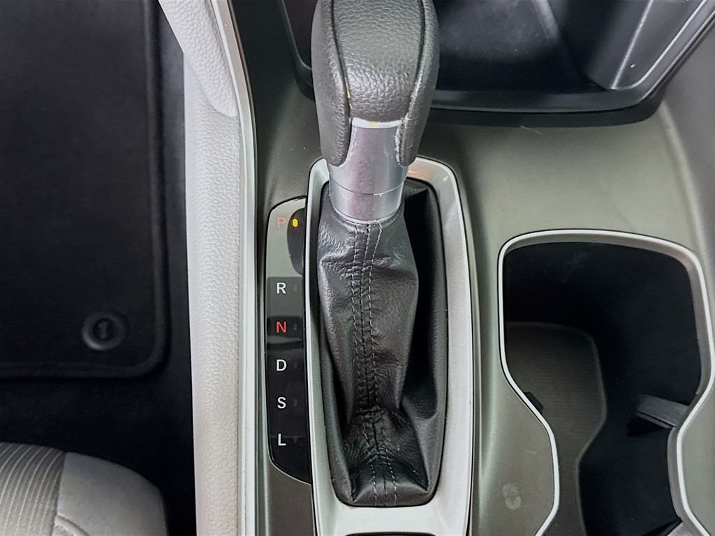 Used 2020 Lunar Silver Metallic Honda LX image 17