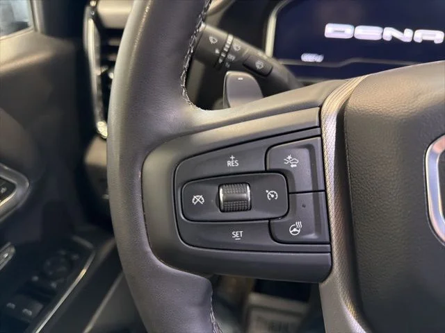 Used 2025 Blue GMC Denali image 33