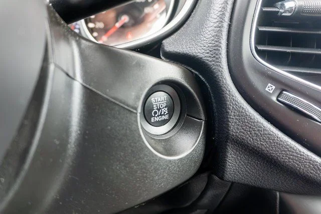 Used 2019 Black Jeep Latitude image 23