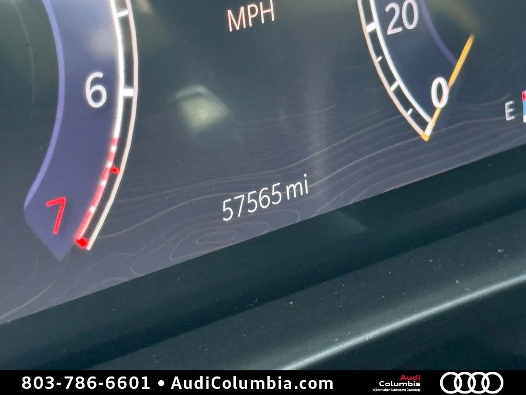 Used 2025 Black Jeep Laredo image 3