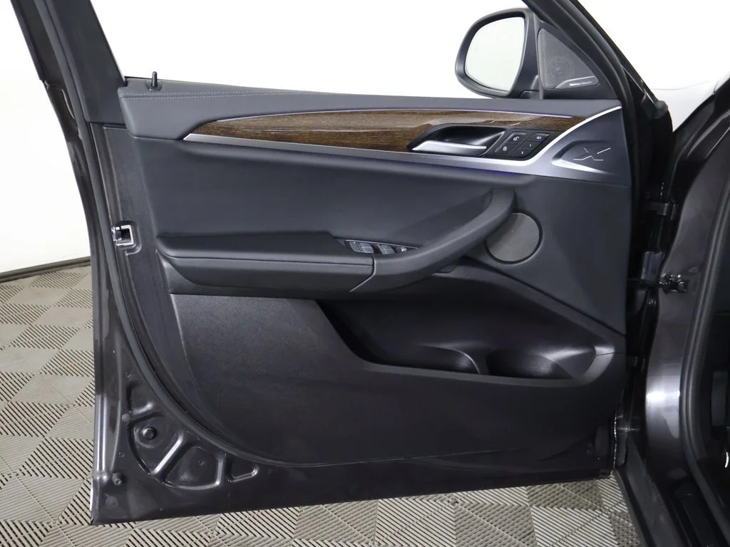 2023 BMW X4 30i - Photo 27