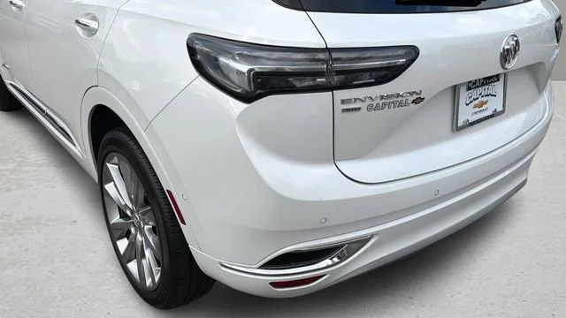 Used 2023 White Frost Tricoat Buick Avenir image 37