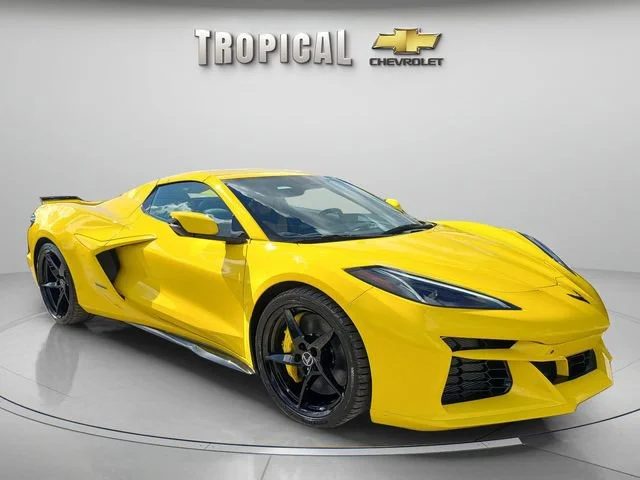 New 2025 Competition Yellow Tintcoat Metallic Chevrolet 3LZ image 7