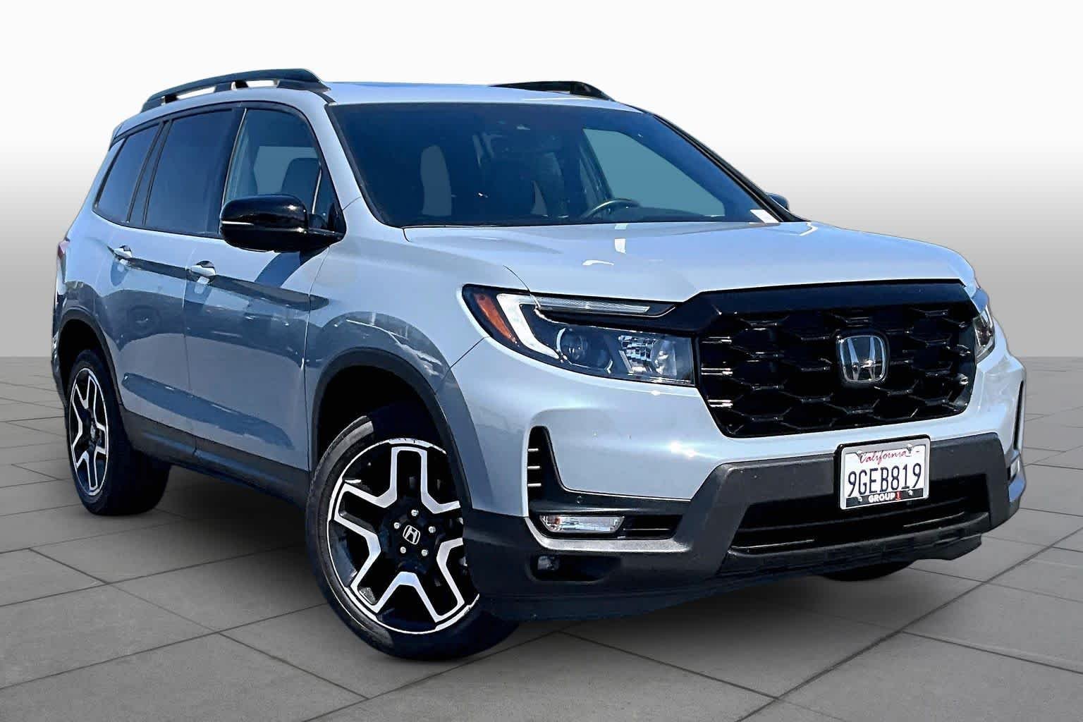 Pre-Owned 2023 Honda Passport Elite