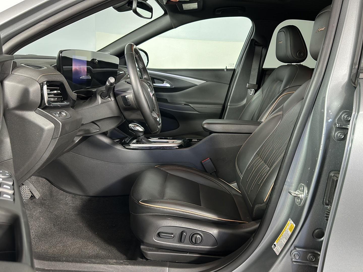 Used 2024 Moonstone Gray Metallic Buick Avenir image 7