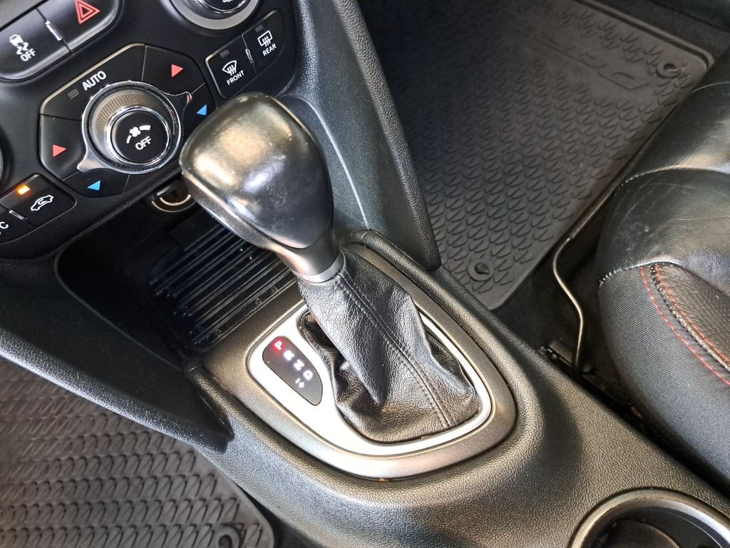 Used 2015 Blue Dodge GT image 29