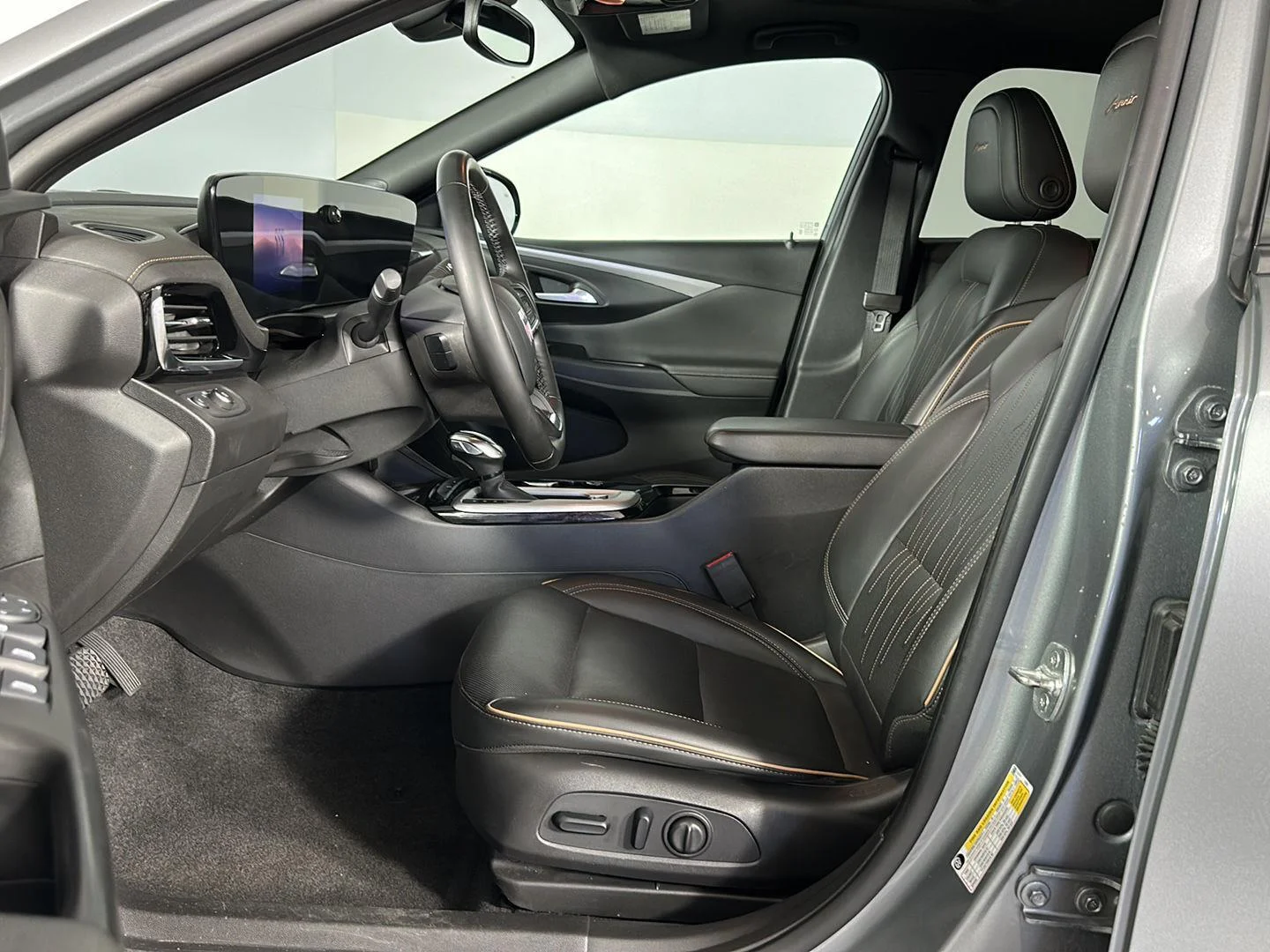 Used 2024 Moonstone Gray Metallic Buick Avenir image 7