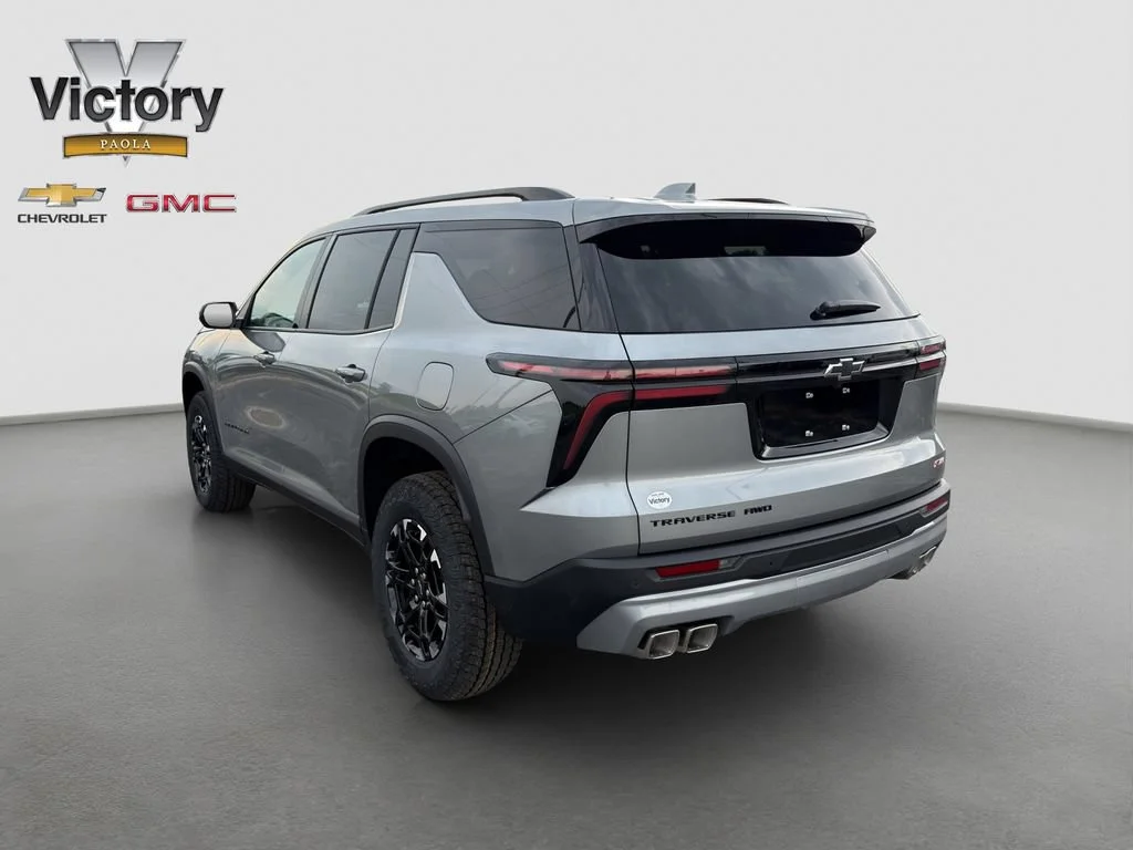 New 2027 Sterling Gray Metallic Chevrolet Z71 image 4