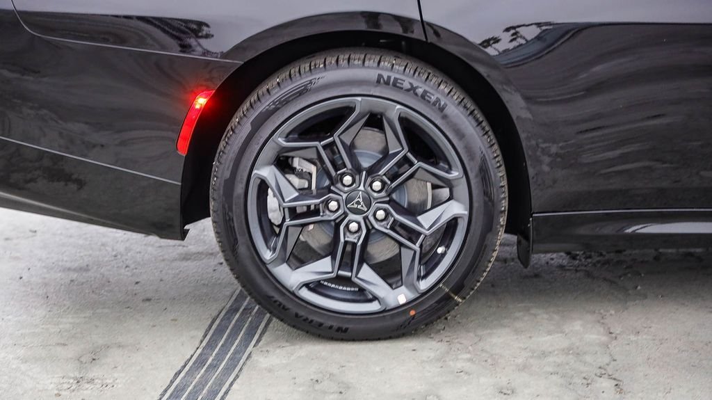 New 2026 Diamond Black Crystal Pearlcoat Dodge R/T image 12