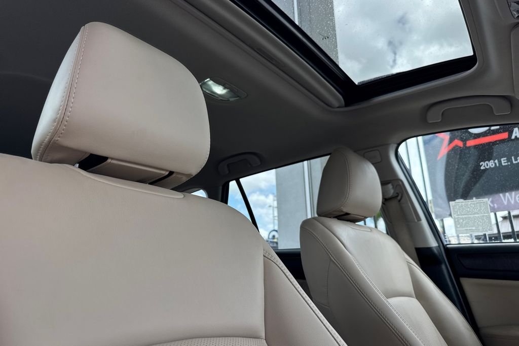 Used 2018 Blue Subaru 3.6R image 22