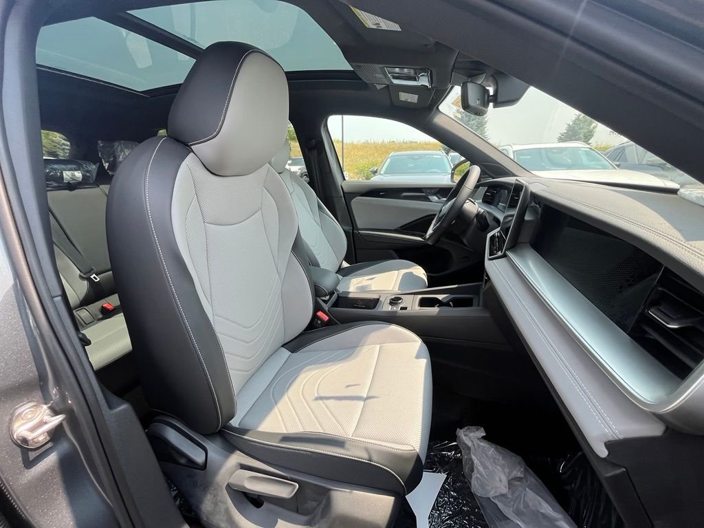 New 2026 Gray Volkswagen 2.0T SE R-Line Black image 11
