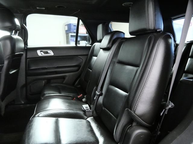 Used 2013 Black Ford XLT image 14