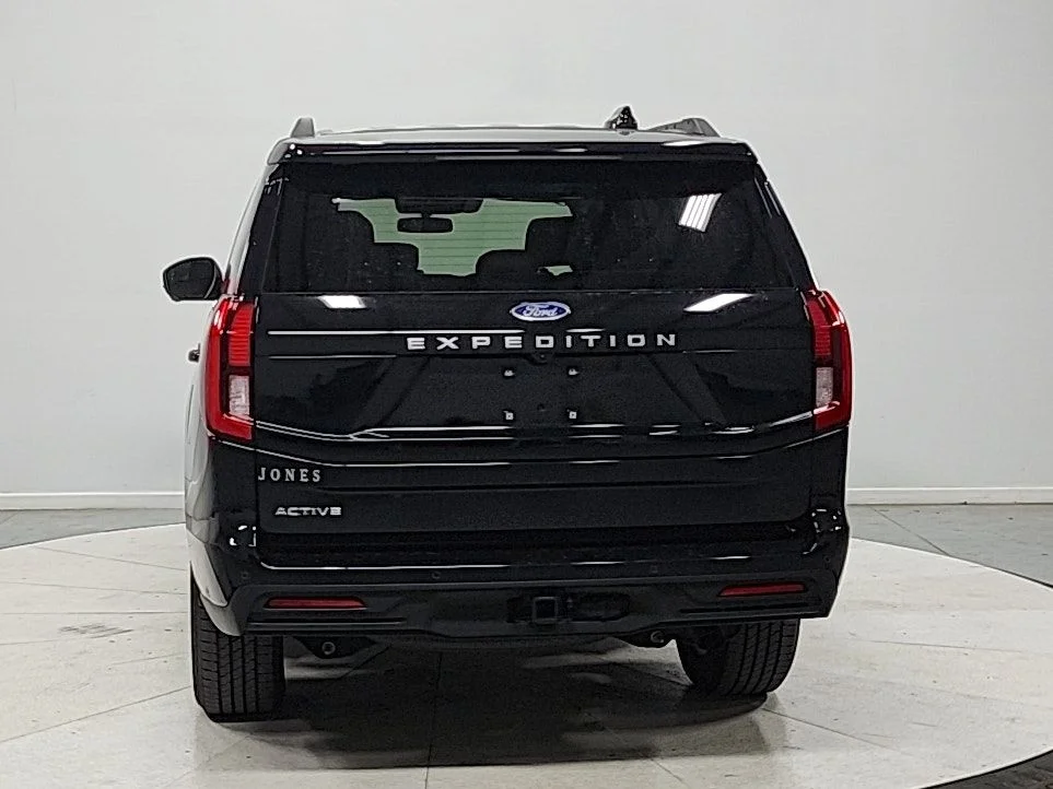 Used 2025 Black Ford Active image 6