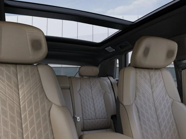 2026 Cadillac LYRIQ Signature Sport - Photo 24