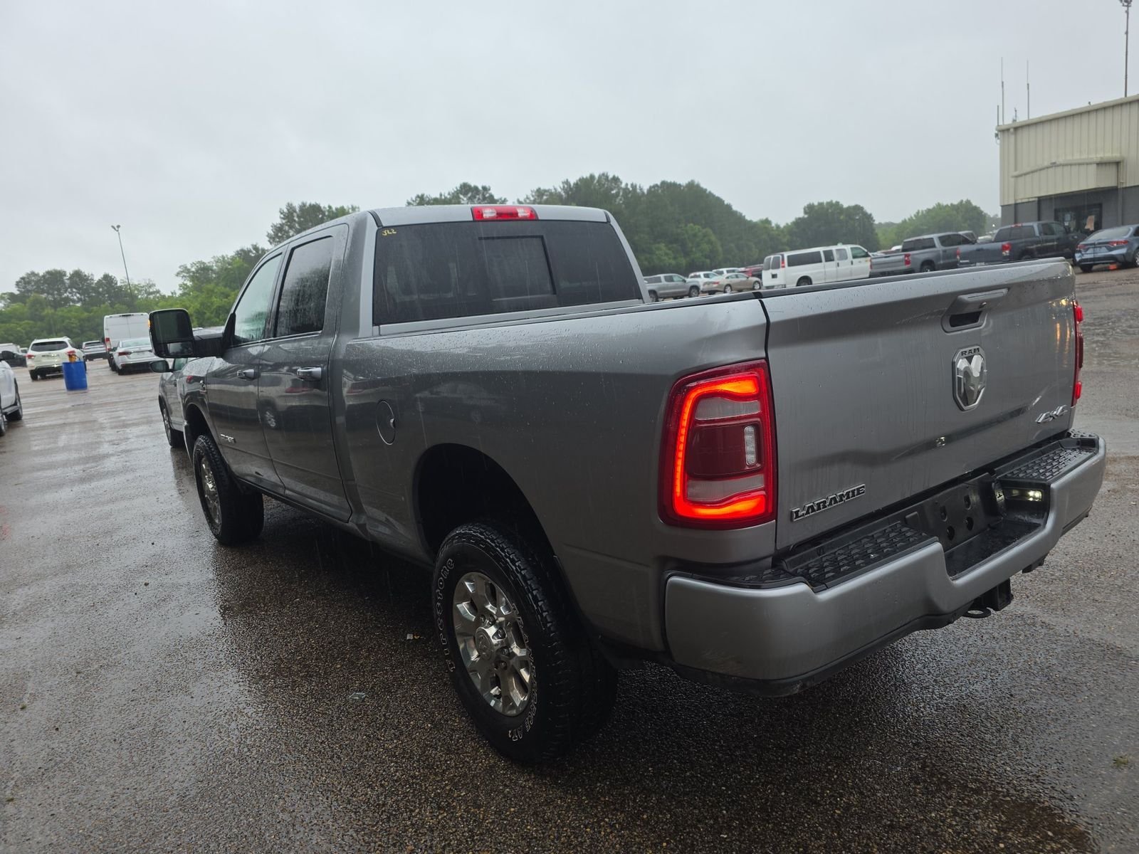 Used 2024 Silver Ram Laramie image 3