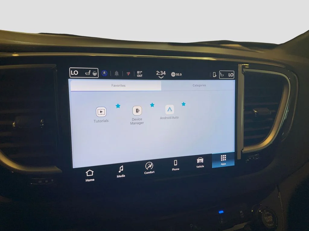 2026 Chrysler Pacifica Select - Photo 14
