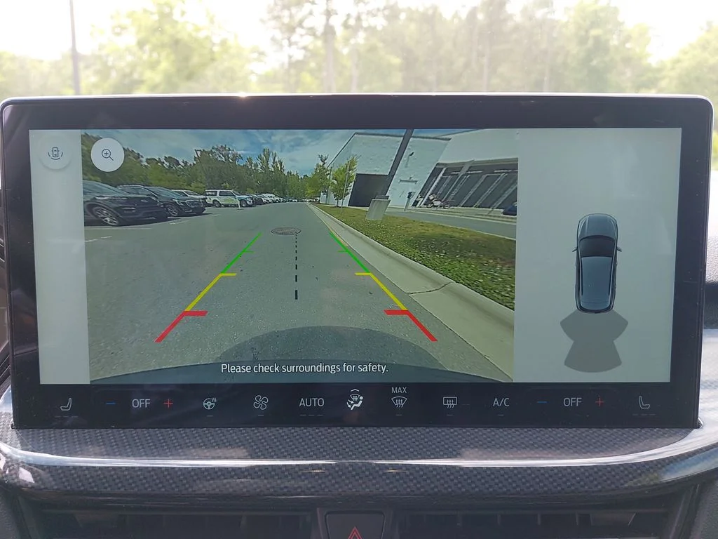 Used 2025 Gray Ford ST-Line image 23
