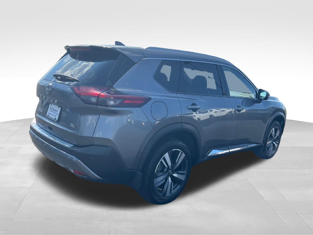 Used 2023 Gray Nissan SL image 5