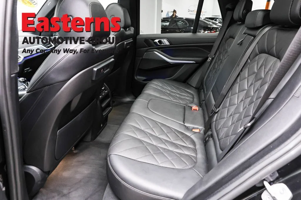 Used 2023 Black BMW xDrive40i image 21