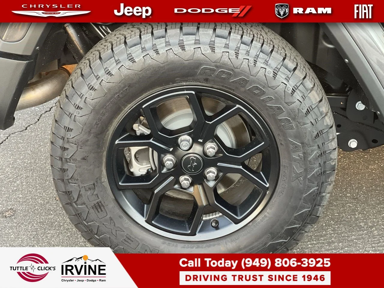New 2026 Granite Crystal Metallic Clear-Coat Paint Jeep California Edition image 17