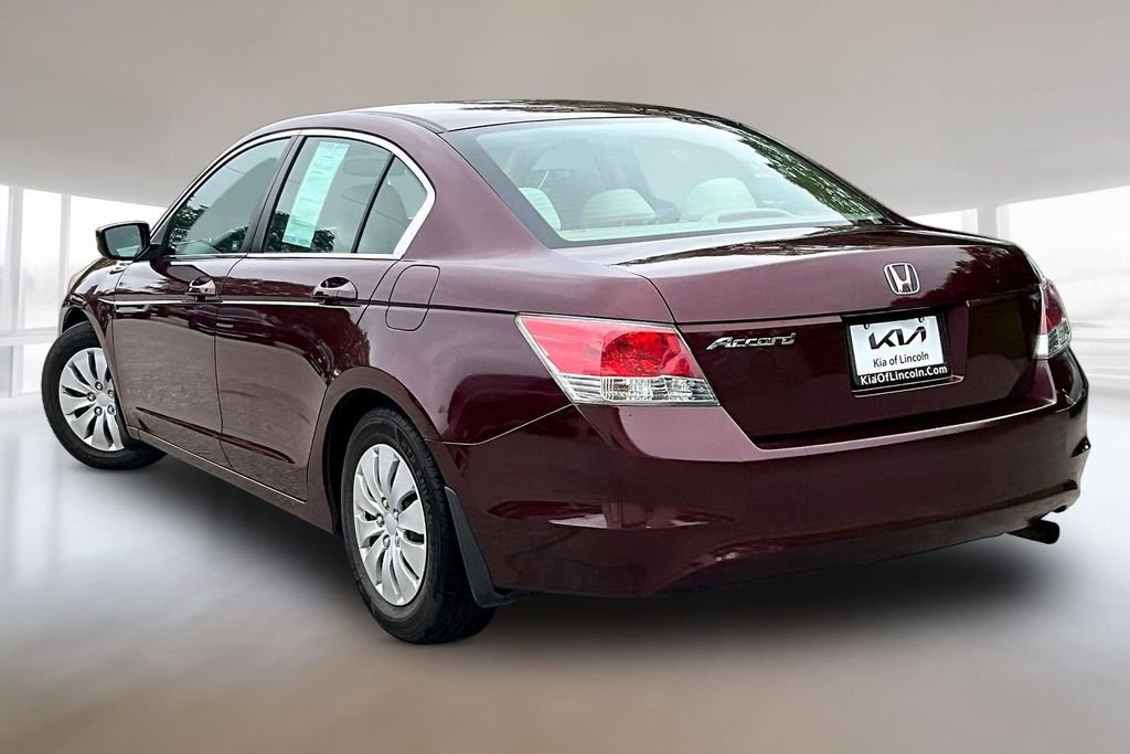 Used 2010 Maroon Honda LX image 4