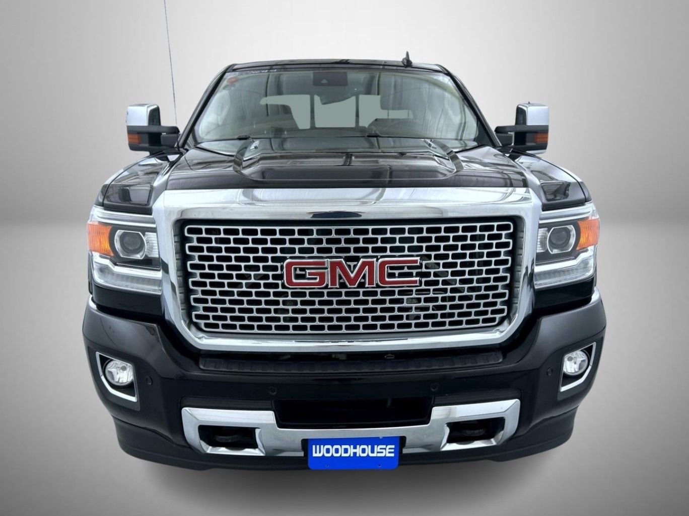 Used 2015 Black GMC Denali image 2
