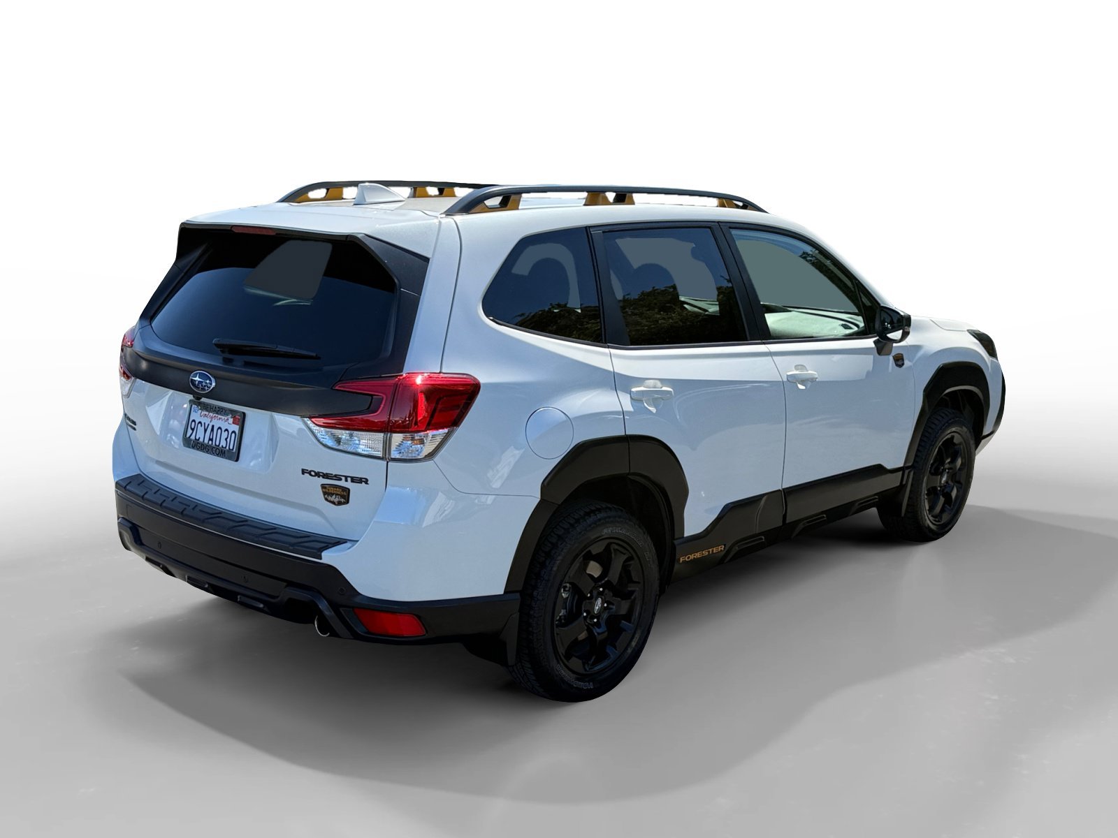 Used 2022 Crystal White Pearl Subaru Wilderness image 5