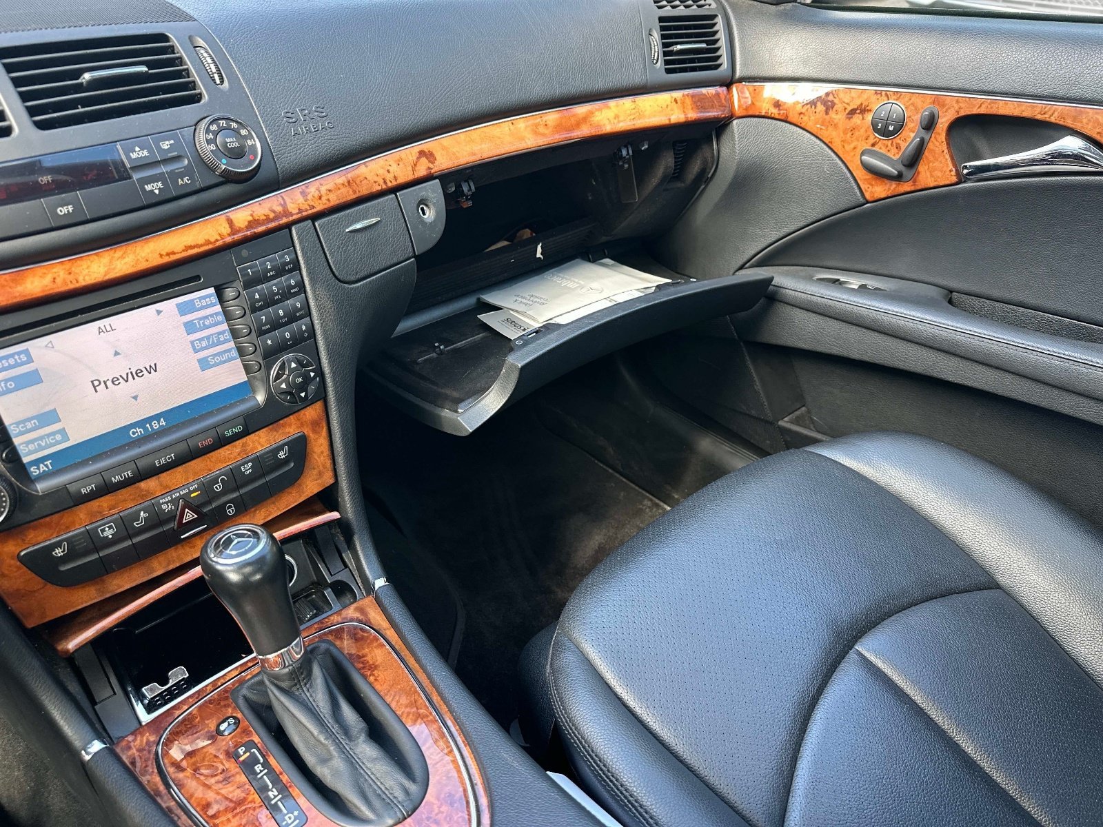 Used 2008 Black Mercedes-Benz E 350 image 29