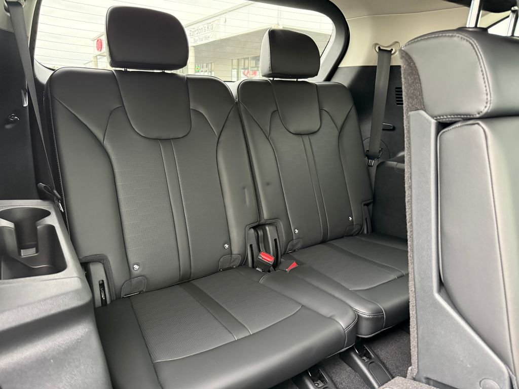New 2026 Glacial White Pearl Kia S image 14