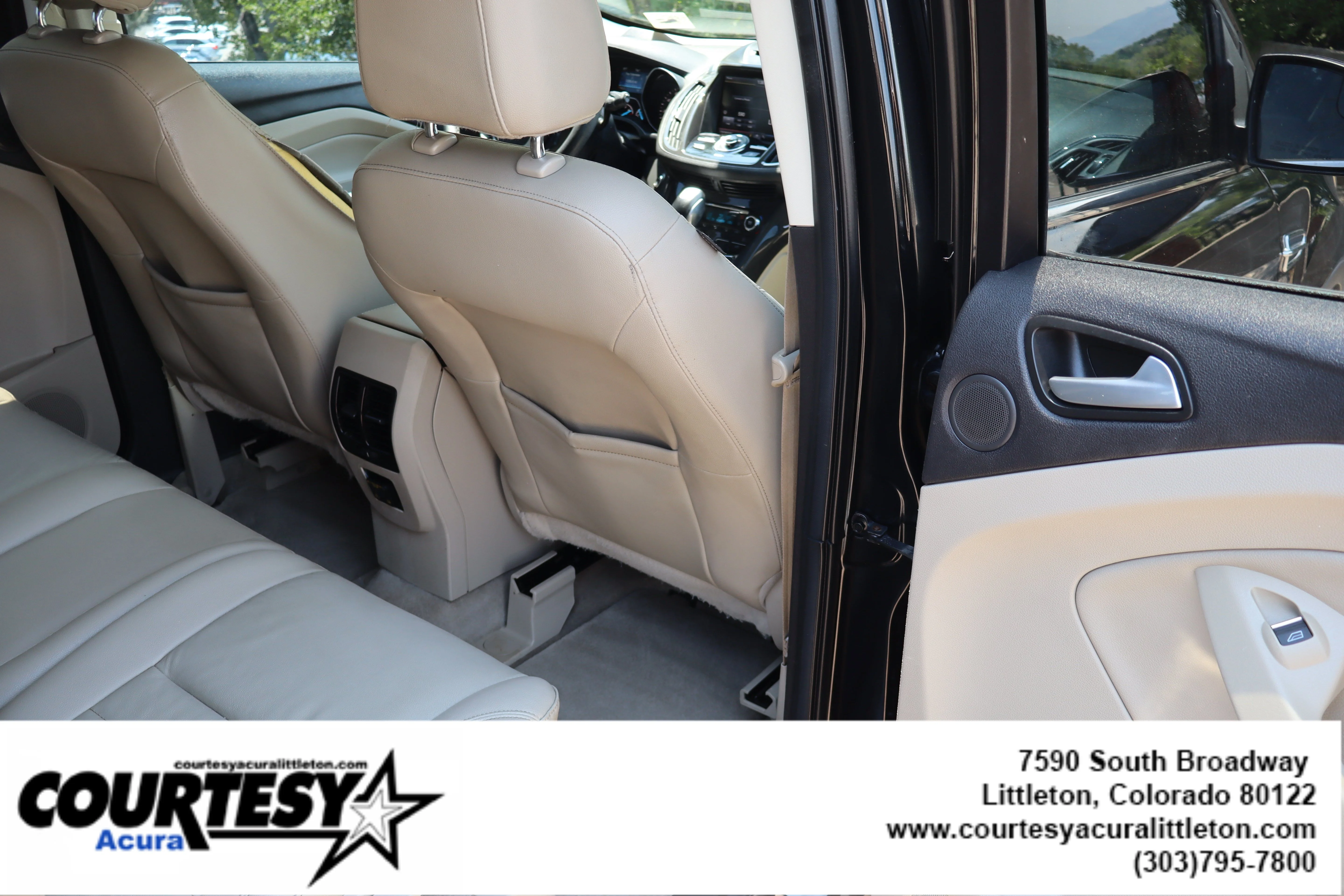Used 2014 Black Ford Titanium image 29